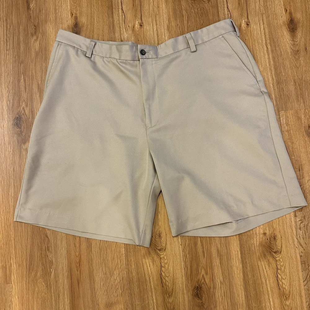IZOD XFG Khaki Men's Golf‎ Shorts Size 44 High Rise Khaki